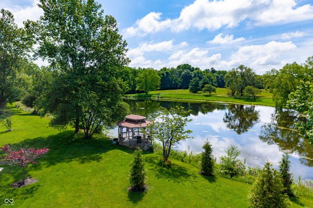 6861 S Nineveh Road, Trafalgar, IN 46181