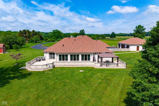 6861 S Nineveh Road, Trafalgar, IN 46181