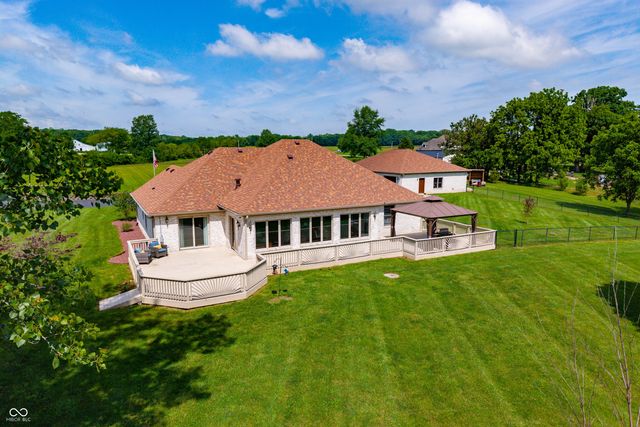 6861 S Nineveh Road, Trafalgar, IN 46181
