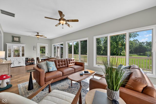 6861 S Nineveh Road, Trafalgar, IN 46181