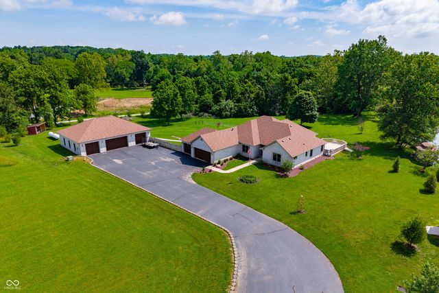6861 S Nineveh Road, Trafalgar, IN 46181
