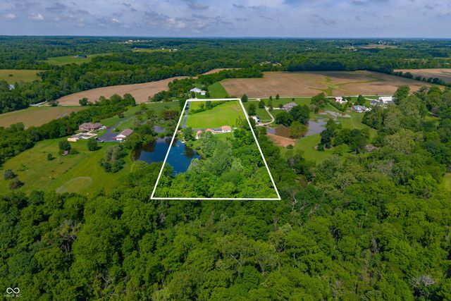 6861 S Nineveh Road, Trafalgar, IN 46181