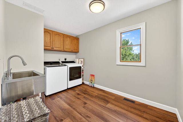 6861 S Nineveh Road, Trafalgar, IN 46181