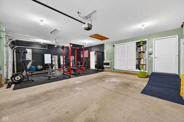 6861 S Nineveh Road, Trafalgar, IN 46181