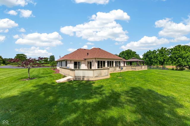 6861 S Nineveh Road, Trafalgar, IN 46181