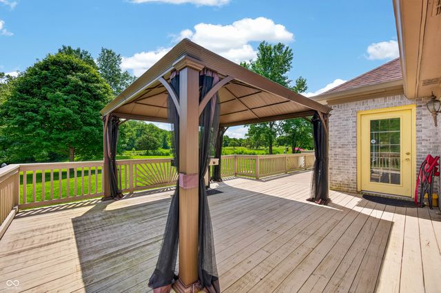 6861 S Nineveh Road, Trafalgar, IN 46181