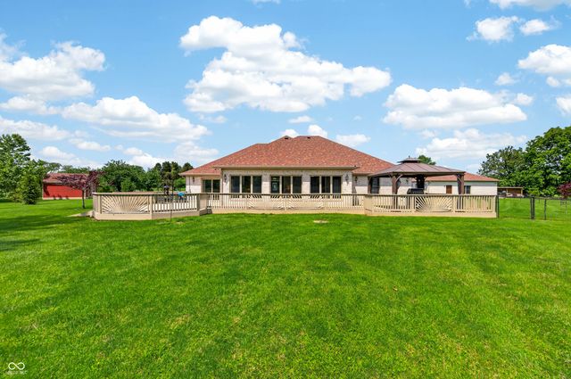 6861 S Nineveh Road, Trafalgar, IN 46181