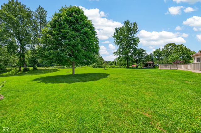 6861 S Nineveh Road, Trafalgar, IN 46181