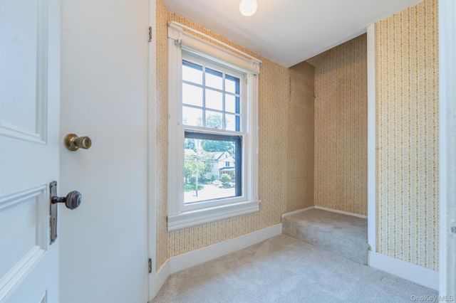 165 Clifton Avenue, Kingston, NY 12401