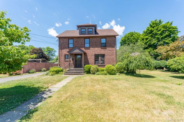 165 Clifton Avenue, Kingston, NY 12401