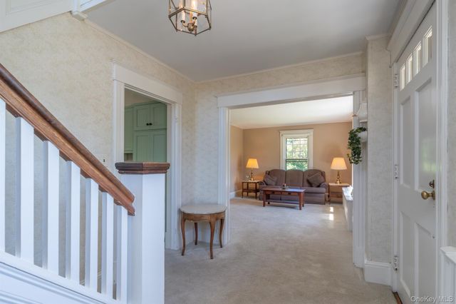 165 Clifton Avenue, Kingston, NY 12401