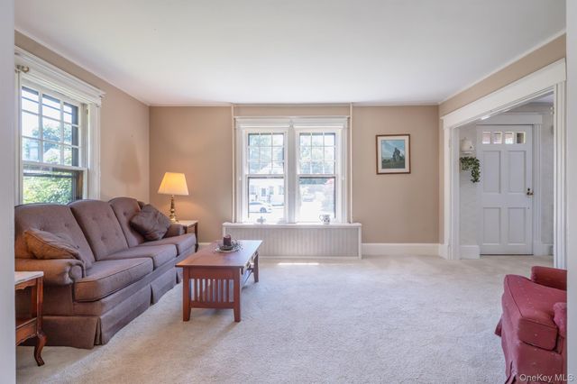 165 Clifton Avenue, Kingston, NY 12401