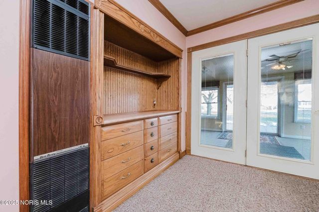 712 W Tiffin Street, Fostoria, OH 44830