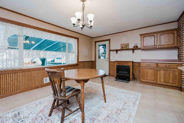 712 W Tiffin Street, Fostoria, OH 44830