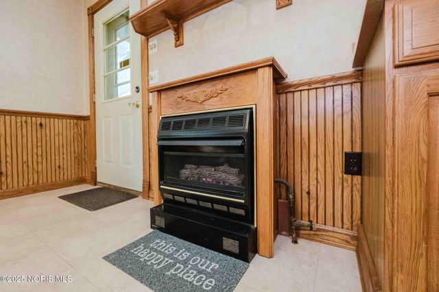 712 W Tiffin Street, Fostoria, OH 44830