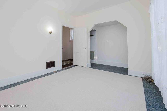 712 W Tiffin Street, Fostoria, OH 44830