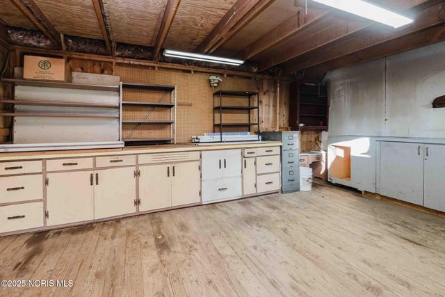 712 W Tiffin Street, Fostoria, OH 44830