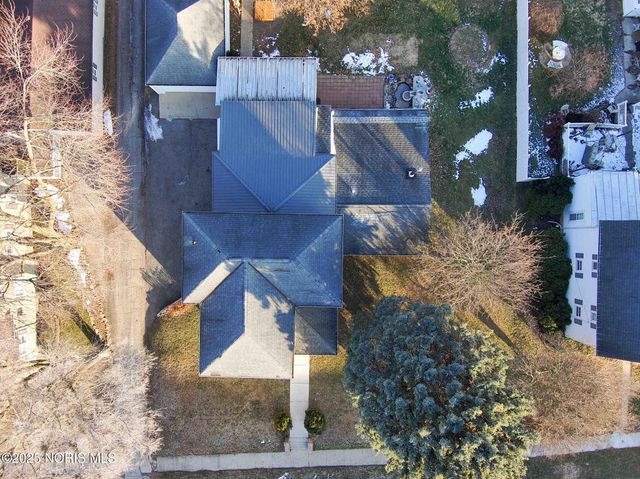 712 W Tiffin Street, Fostoria, OH 44830