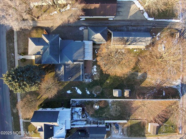 712 W Tiffin Street, Fostoria, OH 44830