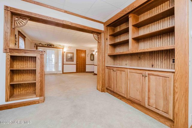 712 W Tiffin Street, Fostoria, OH 44830