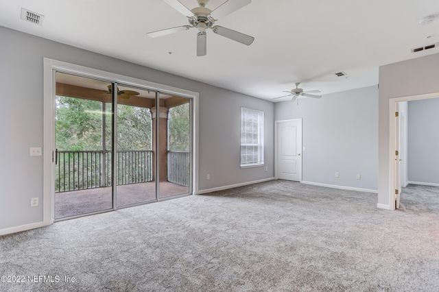 8601 BEACH Boulevard 912, Jacksonville, FL 32216