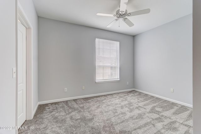 8601 BEACH Boulevard 912, Jacksonville, FL 32216