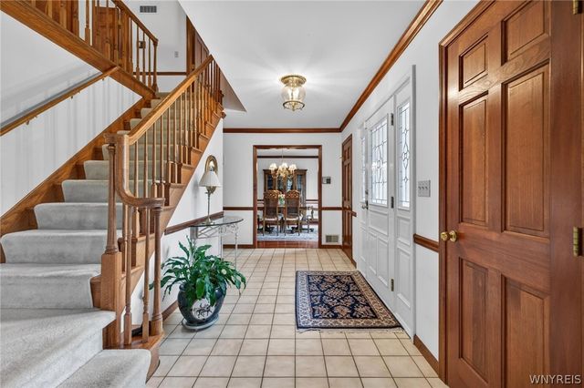 117 Knob Hill Road, Orchard Park, NY 14127