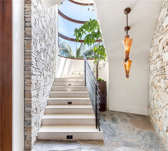 86 Emerald Bay, Laguna Beach, CA 92651