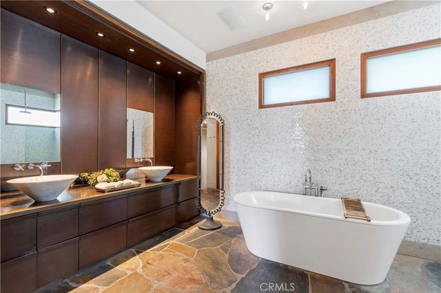 86 Emerald Bay, Laguna Beach, CA 92651