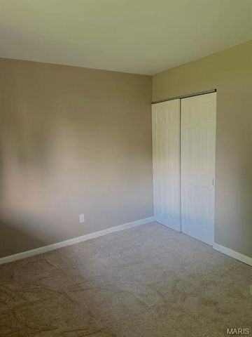 11165 Prentice Drive, St Louis, MO 63136