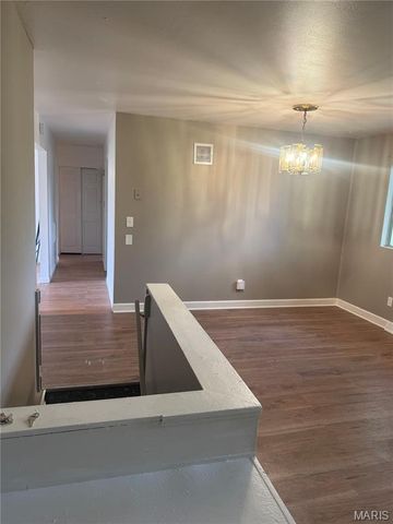 11165 Prentice Drive, St Louis, MO 63136