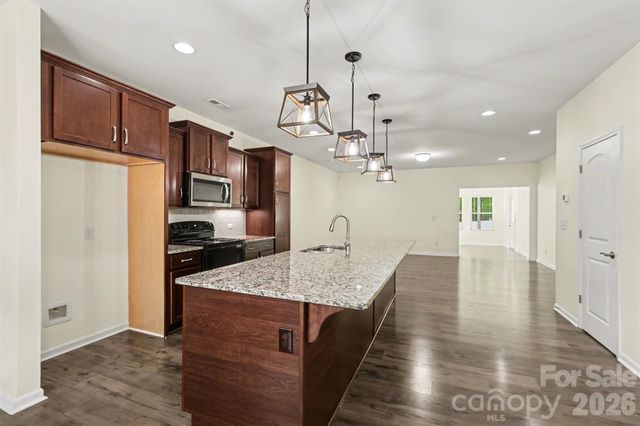 3024 Pinehills Way, Mount Holly, NC 28120