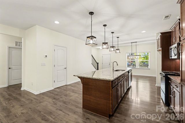 3024 Pinehills Way, Mount Holly, NC 28120