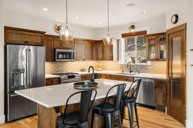 3057 NW Colonial Drive, Bend, OR 97703