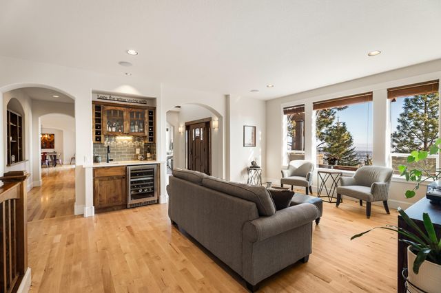 3057 NW Colonial Drive, Bend, OR 97703