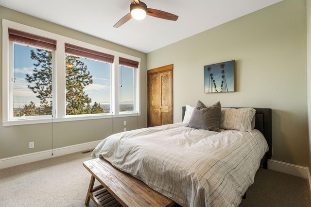 3057 NW Colonial Drive, Bend, OR 97703