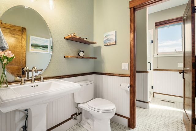 3057 NW Colonial Drive, Bend, OR 97703