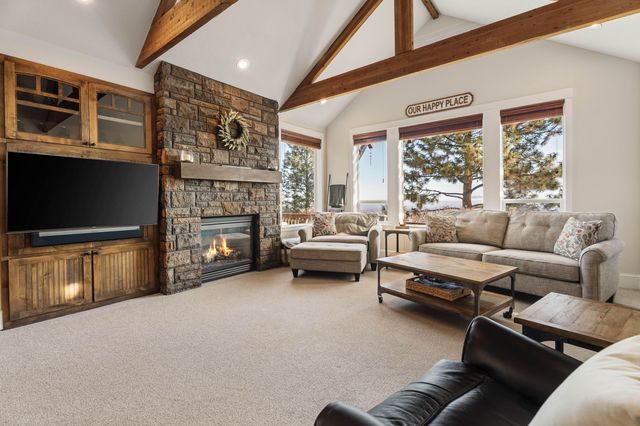 3057 NW Colonial Drive, Bend, OR 97703