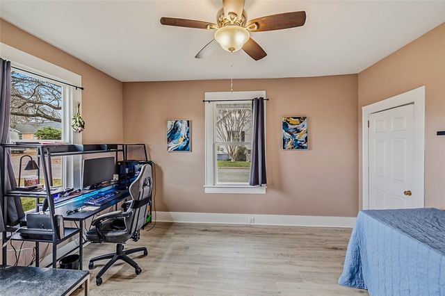 20 Eighth Street, Greer, SC 29651