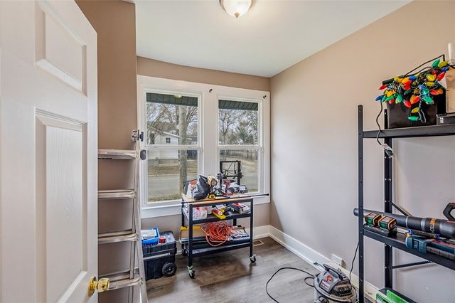 20 Eighth Street, Greer, SC 29651