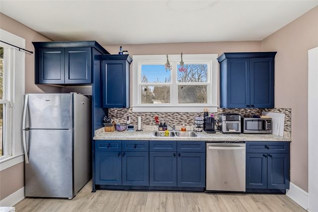 20 Eighth Street, Greer, SC 29651