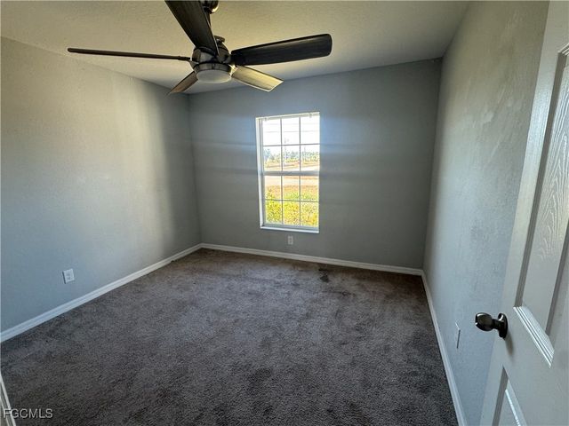 3803 NE 9th PL, Cape Coral, FL 33909