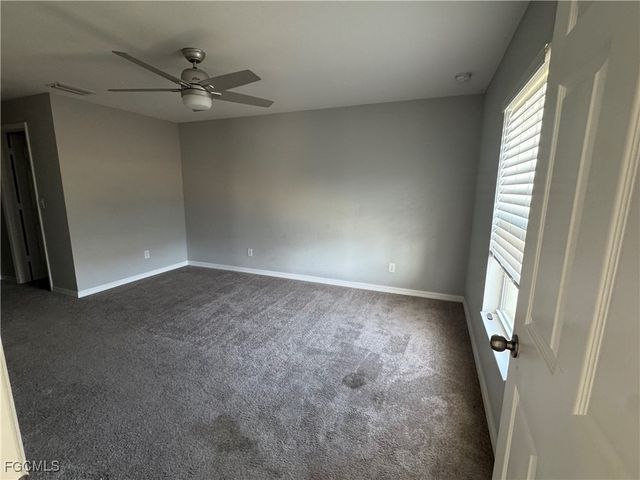 3803 NE 9th PL, Cape Coral, FL 33909