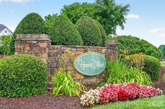 104 Elizabeth Hearth Road, Mooresville, NC 28115