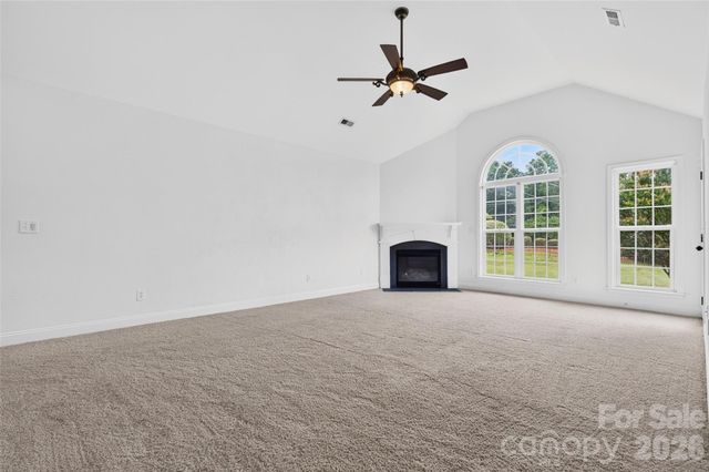 104 Elizabeth Hearth Road, Mooresville, NC 28115
