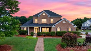104 Elizabeth Hearth Road, Mooresville, NC 28115