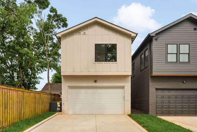 1347 Pennock Ave B, Nashville, TN 37207