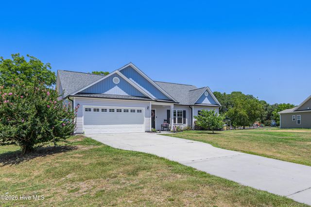 6306 W Mallard Duck Court, Southport, NC 28461