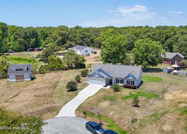 6306 W Mallard Duck Court, Southport, NC 28461