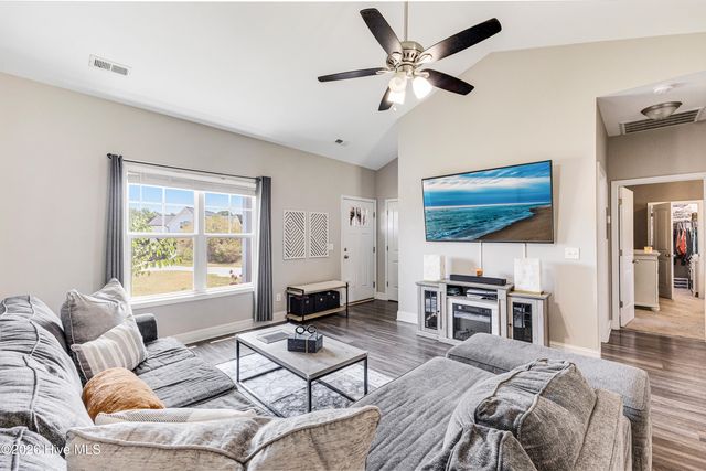 6306 W Mallard Duck Court, Southport, NC 28461